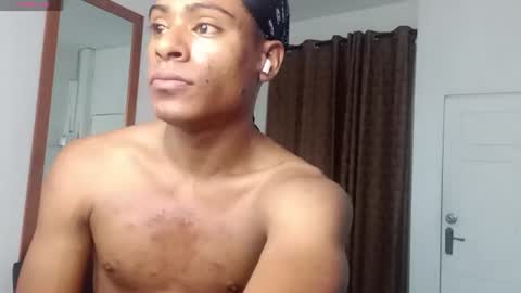 axelbycortez online show from August 14, 1:37 pm