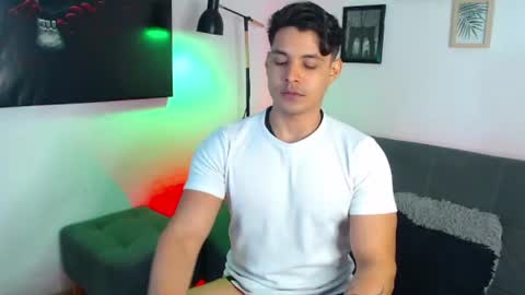axell online show from June 13, 5:37 am