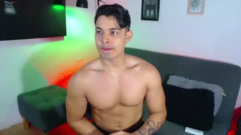 axell online show from June 15, 2:48 pm