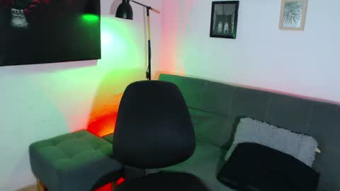 axell online show from June 23, 6:42 pm