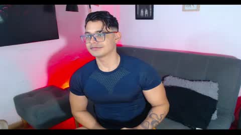 axell online show from August 9, 1:17 am