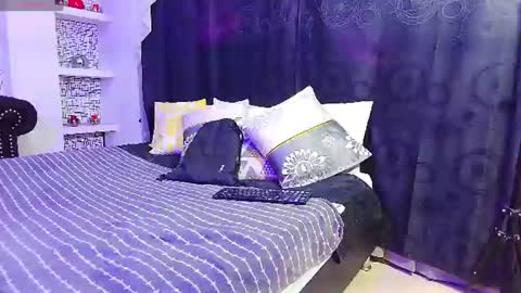 axell_stone online show from August 5, 12:08 am