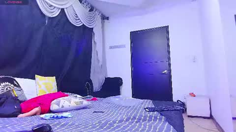axell_stone online show from August 9, 2:56 am