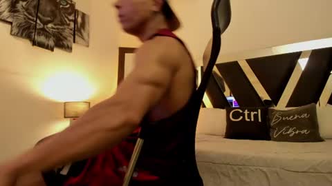 axelmartinezz online show from July 25, 3:10 am