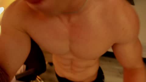 axelmartinezz online show from August 2, 10:49 pm