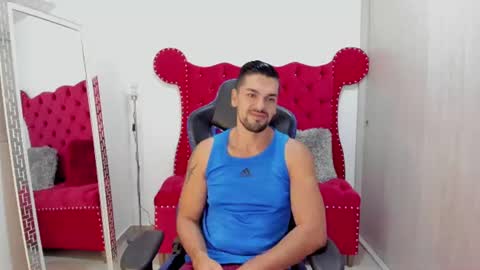 Axel online show from July 7, 10:41 am