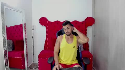 Axel online show from July 21, 8:33 pm