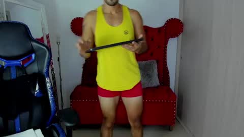 Axel online show from August 5, 11:08 am