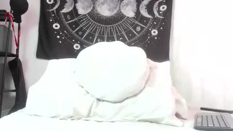 Axel Kush online show from July 22, 4:20 pm