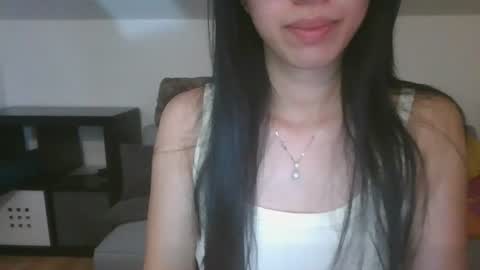 axue online show from July 24, 10:46 pm