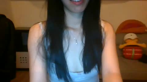 axue online show from August 6, 9:03 pm
