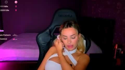 Ayla Demir  online show from August 5, 10:41 pm