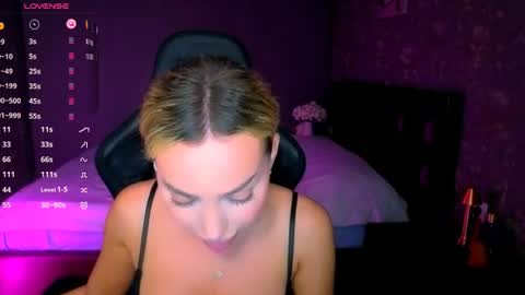  Ayla Demir  online show from August 6, 8:19 pm