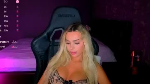  Ayla Demir  online show from August 9, 11:28 pm