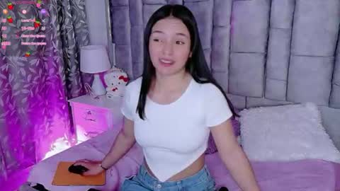 ayla_han online show from August 12, 3:20 am