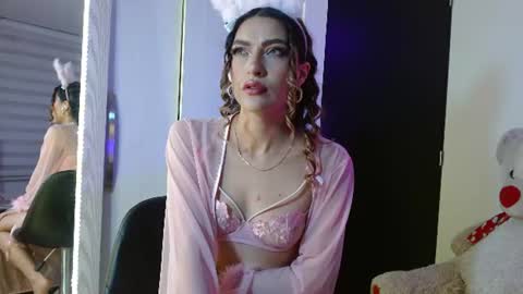 AYLEEN    online show from July 19, 3:41 am