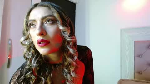 AYLEEN    online show from July 26, 7:02 am