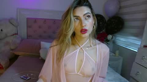 AYLEEN    online show from August 1, 11:16 am