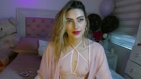 AYLEEN    online show from August 1, 12:22 pm