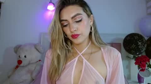 AYLEEN    online show from August 1, 3:40 pm