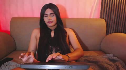 ayleen_mitchell online show from August 10, 7:21 am
