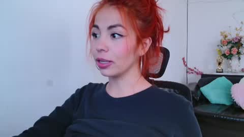 Aylin online show from August 4, 8:50 pm