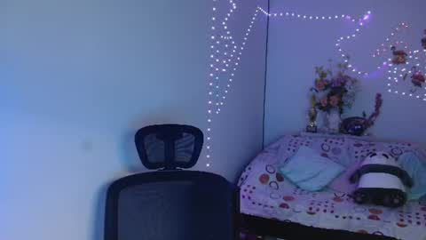 Aylin online show from August 13, 3:20 am