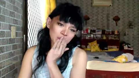 aymkyline online show from August 9, 4:02 am