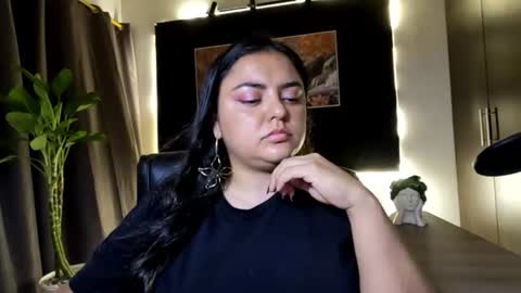 Goddess Azara online show from August 3, 4:36 pm
