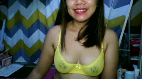 azelliya2018 online show from July 12, 6:31 am