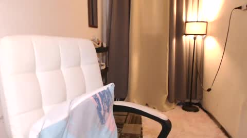 Lina online show from August 15, 5:33 am