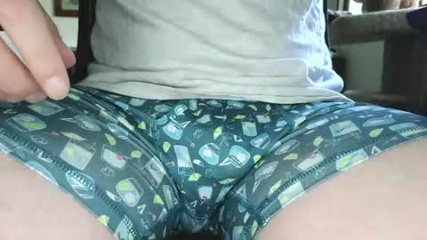 azrul_9 online show from June 29, 8:44 pm
