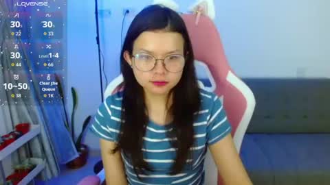 Azu  online show from July 28, 2:06 am