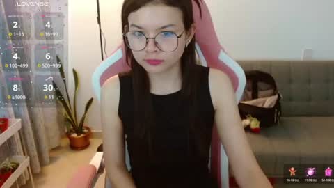 Azu  online show from July 28, 11:11 pm