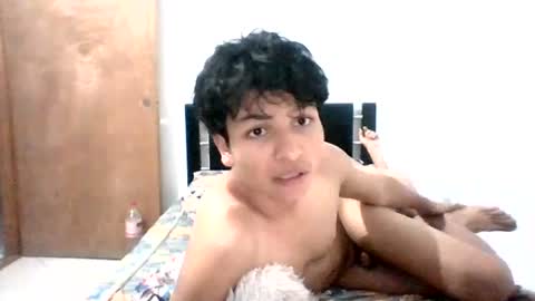 azul_quin online show from August 9, 4:02 am