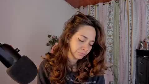 azumi saan online show from July 26, 3:33 am