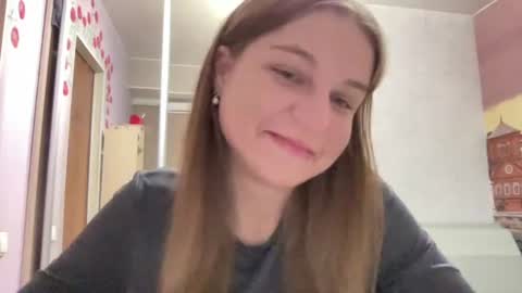 Niki online show from August 9, 7:04 pm