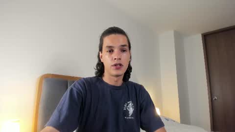 b0yberry online show from August 2, 12:28 am