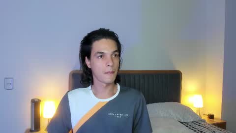 b0yberry online show from August 6, 8:35 am