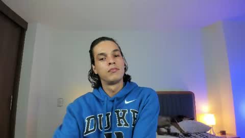 b0yberry online show from August 9, 8:26 am