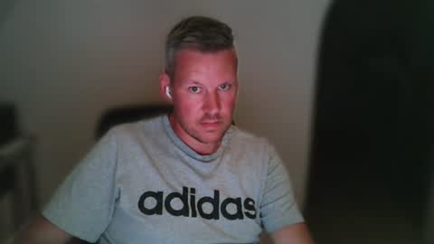 b125953 online show from July 14, 9:26 pm
