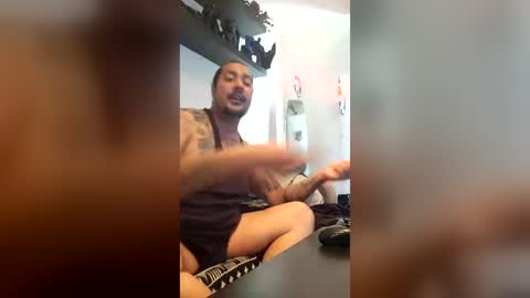 b1gd1zzle online show from June 16, 10:46 am