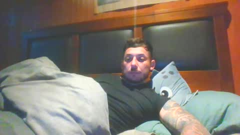 baadddboooy69 online show from July 4, 2:47 am