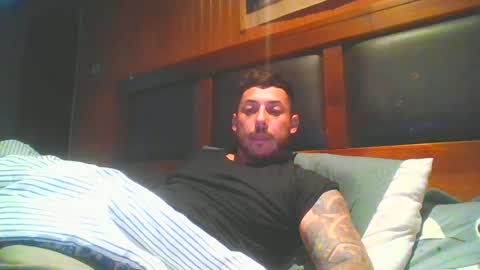 baadddboooy69 online show from July 4, 5:59 pm