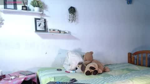 babby_swet online show from July 31, 10:43 am