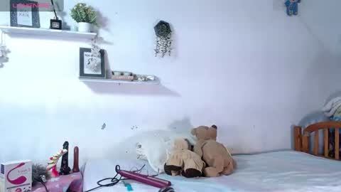 babby_swet online show from August 15, 1:04 pm