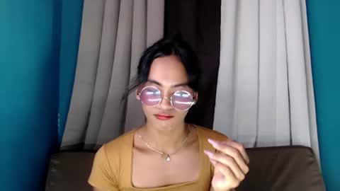 kylie online show from August 14, 2:59 am