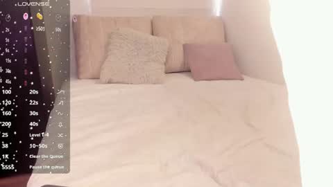 babe_sophiee1 online show from July 31, 3:18 pm
