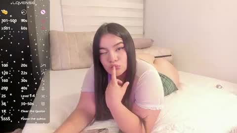babe_sophiee1 online show from August 13, 8:50 am