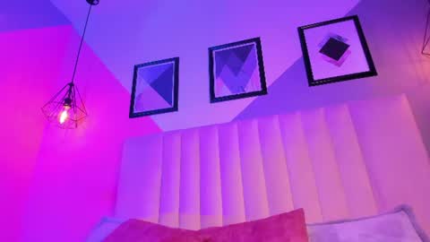 baby__kitty_ online show from August 13, 8:17 am